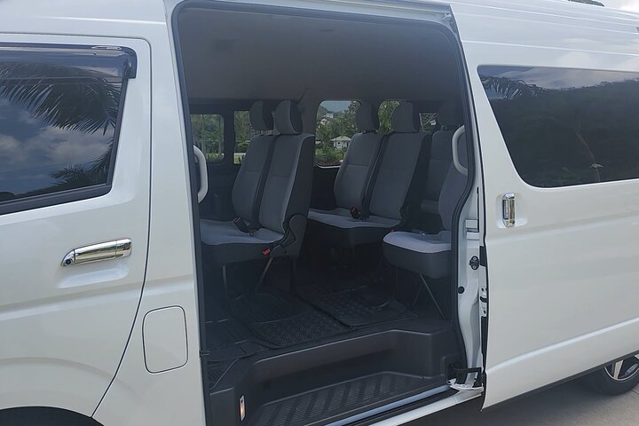 Argyle Airport Private Transfers to Hotels