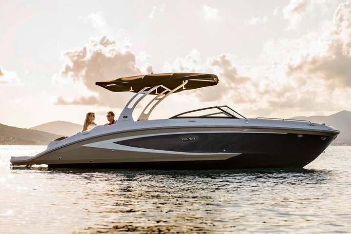Private escape to discover Cannes & Lerins islands from the sea