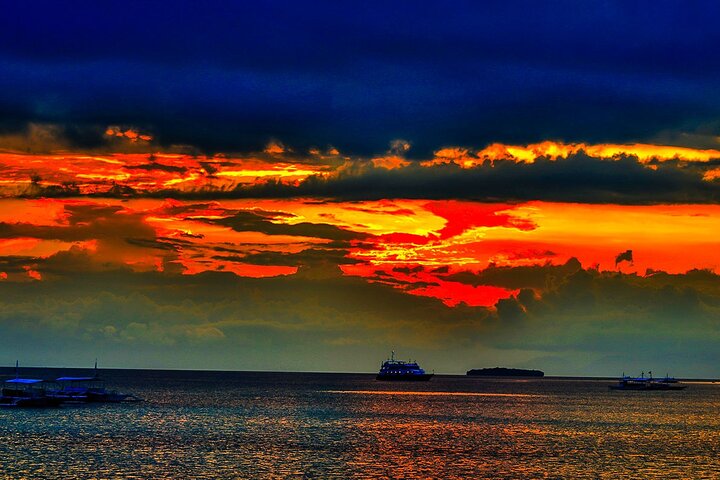 Private 12 Days Philippines Islands Hopping Tour with Cebu