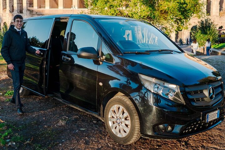 Civitavecchia to Rome City: Private Tour of Rome Highlights