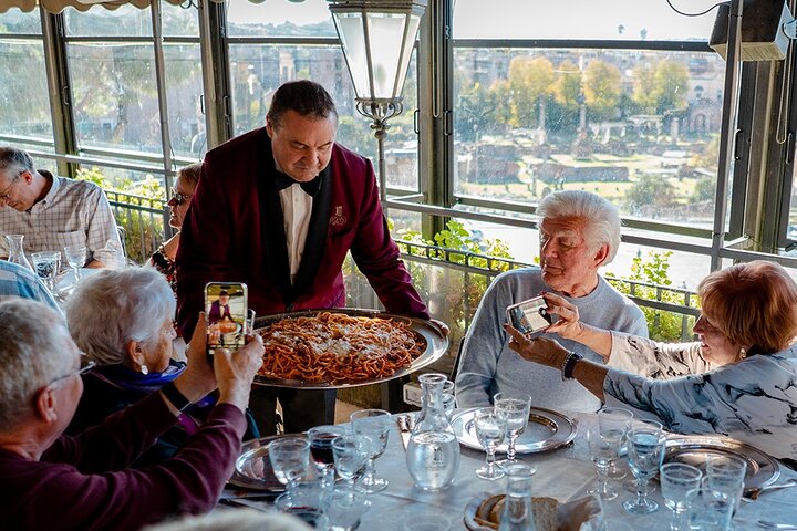 Civitavecchia to Rome City: Private Tour of Rome Highlights