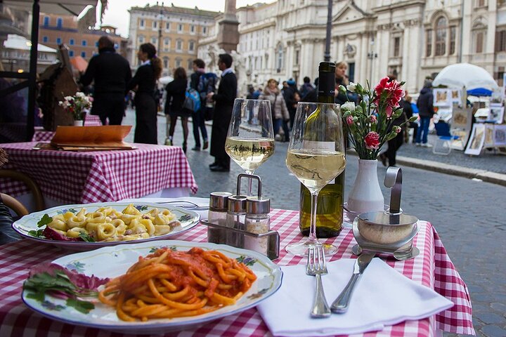 Civitavecchia to Rome City: Private Tour of Rome Highlights