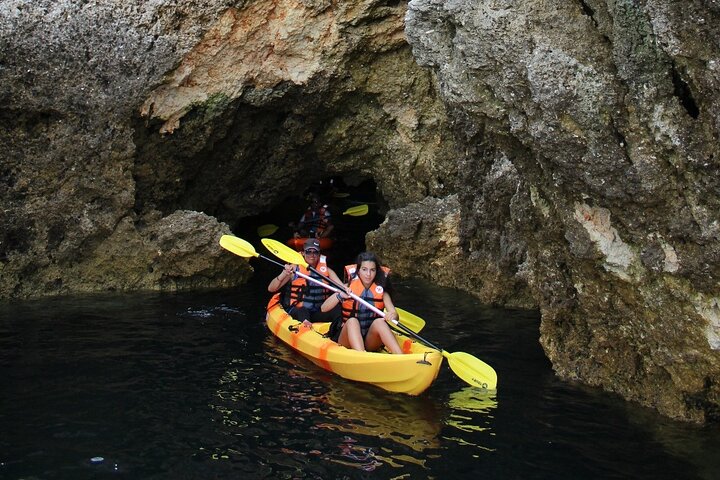 Small Group Kayak Tour to the Ponta da Piedade Caves – Lagos