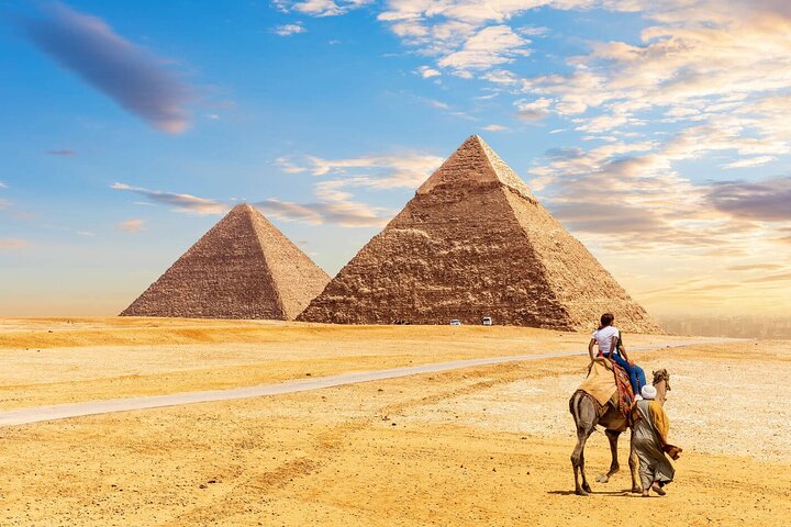VIP Giza Pyramids and Great Sphinx Golf Cart Tour