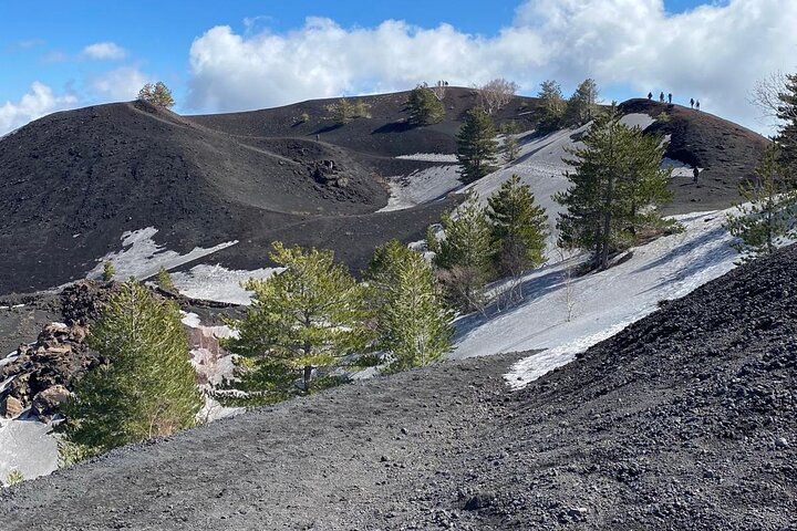 Etna and Wine an experience between nature and aromas with taste.