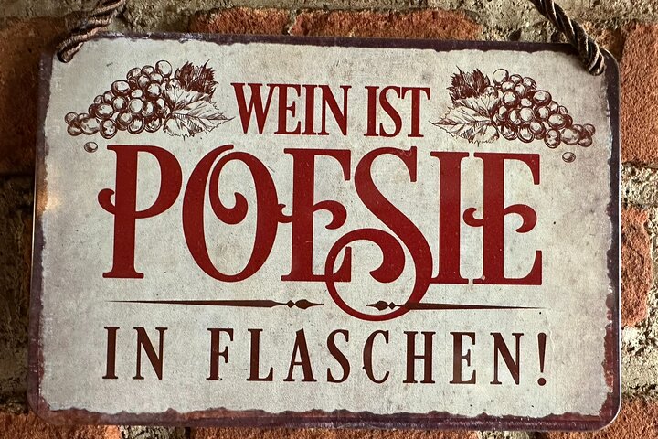 Vienna : Vienna Forest Tour with Underground Lake and Wine Tasting