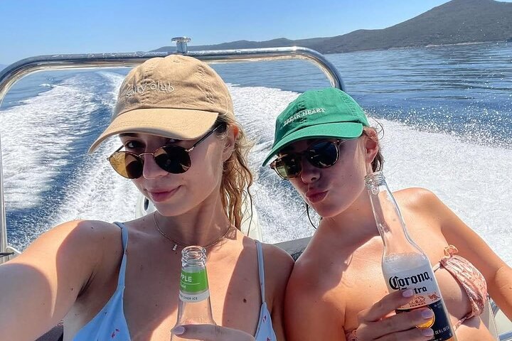 Makarska 3-Island Speedboat Tour: Blue Cave on Hvar & Blue Lagoon