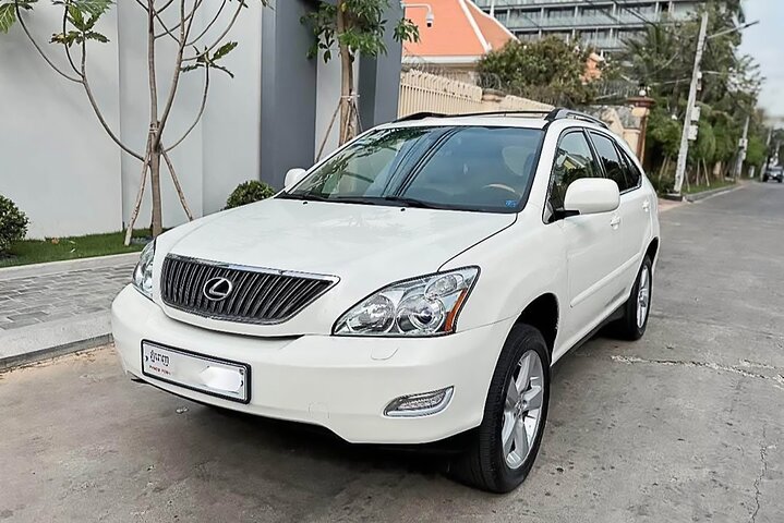 Private Car From Phnom Penh to Siem Reap