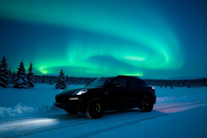 Levi: Northern Lights Pro Guaranteed Tour with Photos (PRIVATE)