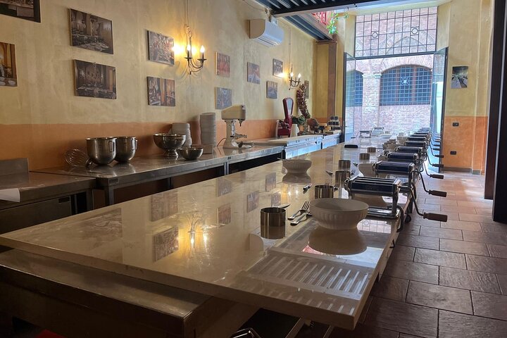 Tuscan, Italian, tiramisu cooking class and tasting 3 wines