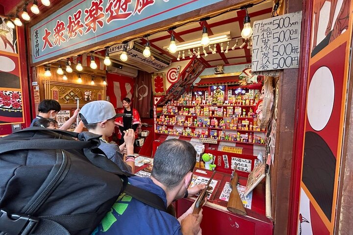 Osaka Retro Tour Free For kids and family friendly experience