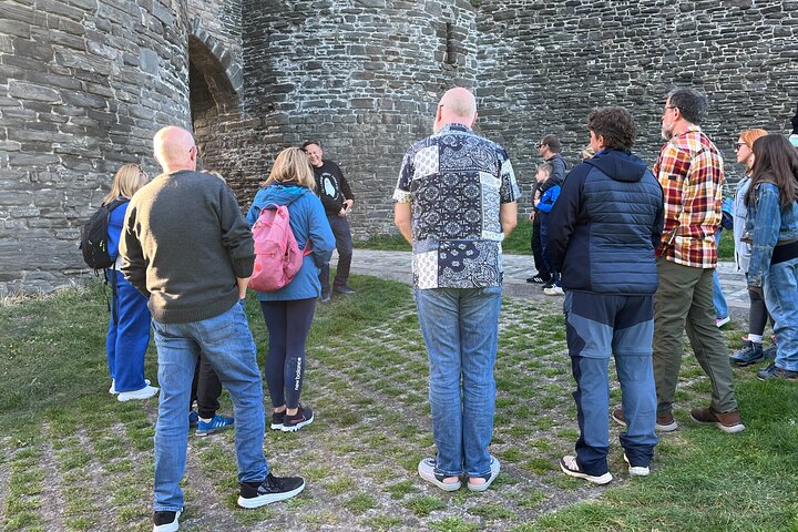 Conwy Town & Castle exterior open group tour with official guide