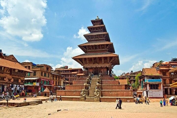 Pokhara To Kathmandu Private Tour with Luxuries Car and Jeep