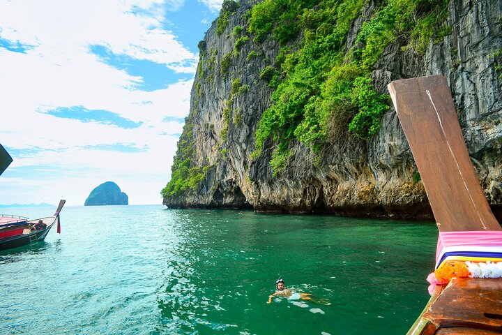 Koh Lanta 4 Islands by Private Longtail Boat with Emerald Cave