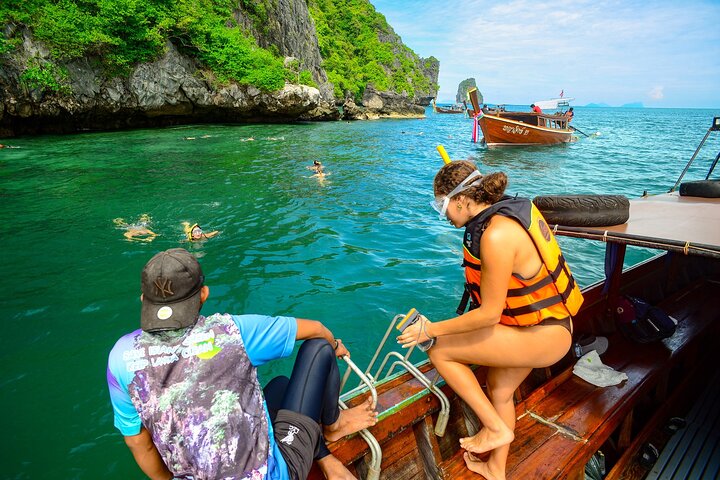 Koh Lanta 4 Islands by Private Longtail Boat with Emerald Cave