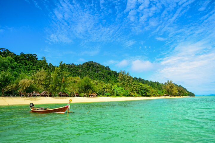 Koh Lanta 4 Islands by Private Longtail Boat with Emerald Cave