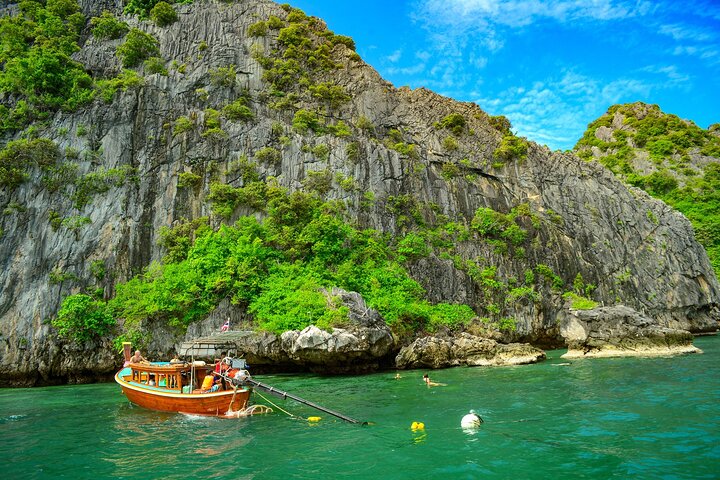 Koh Lanta 4 Islands by Private Longtail Boat with Emerald Cave
