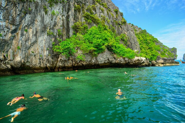 Koh Lanta 4 Islands by Private Longtail Boat with Emerald Cave