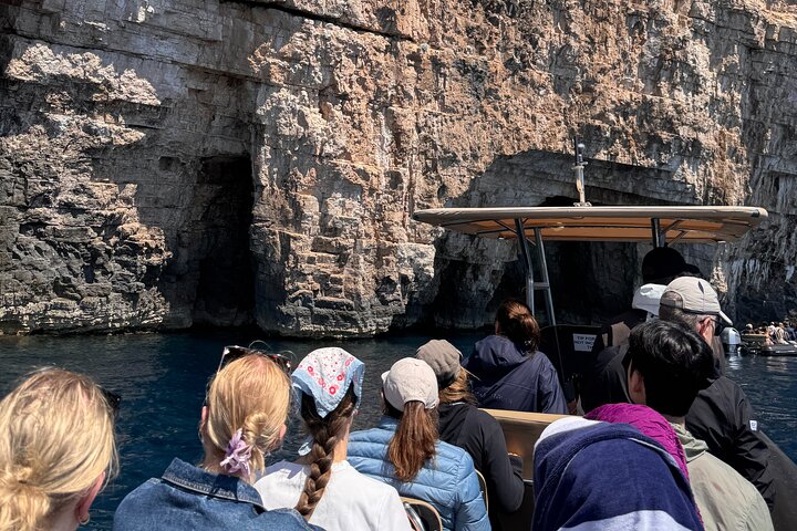 Blue Cave, Hvar & 5 Islands Speedboat Adventure From Split