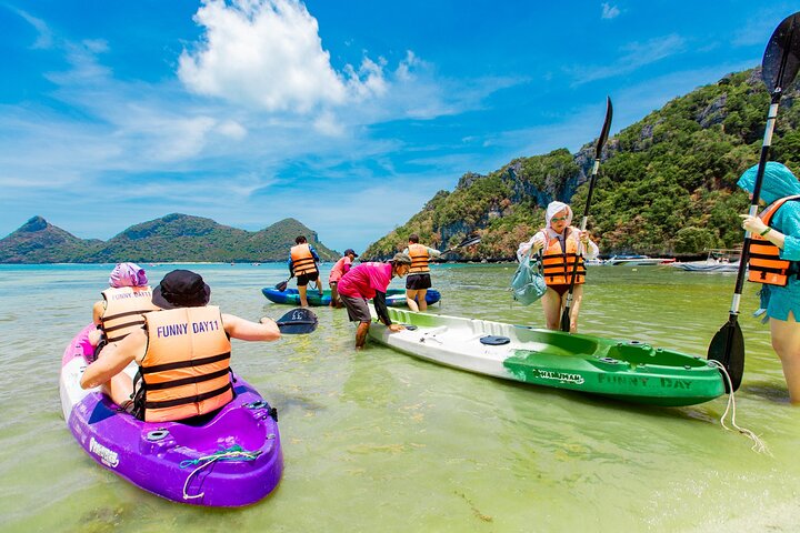 Snorkel and Kayak at Angthong National Marine Park By Speedboat From Koh Phangan