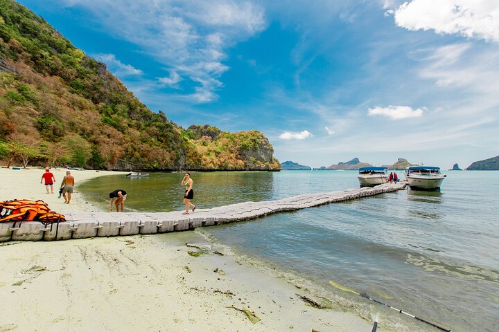 Snorkel and Kayak at Angthong National Marine Park By Speedboat From Koh Phangan