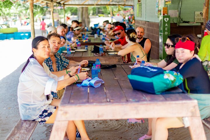 Snorkel and Kayak at Angthong National Marine Park By Speedboat From Koh Phangan