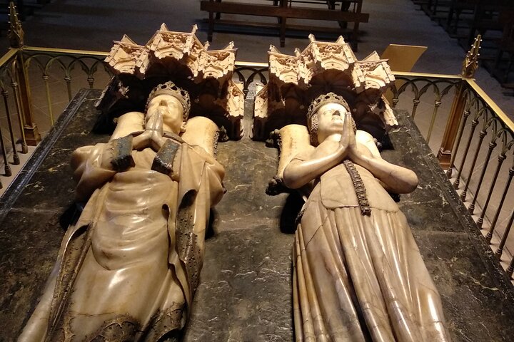 Pamplona Cathedral Guided Tour History Curiosities and Art