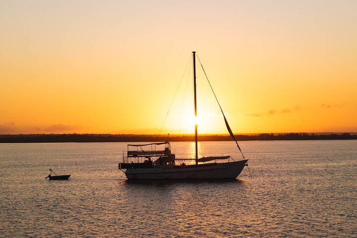 Cape Adieu Darwin Sunset Dinner Cruise
