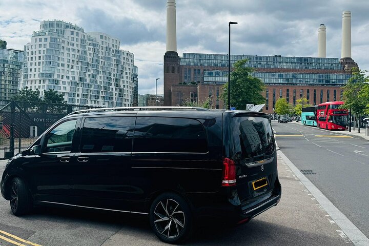 Dover Port to London Gatwick Airport One Way Transfer