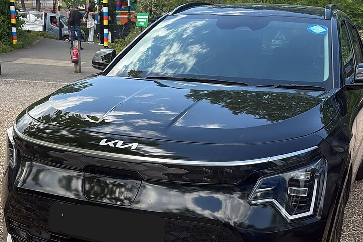 Dover Port to London Gatwick Airport One Way Transfer