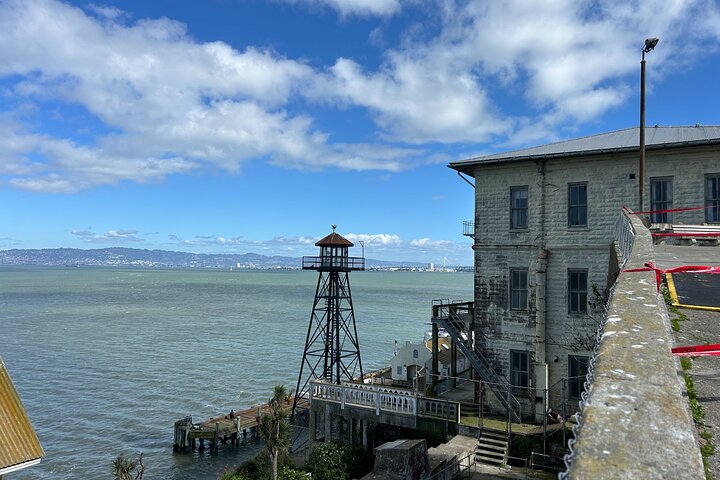 Inside Alcatraz Cruise With Free Audio and Night Option