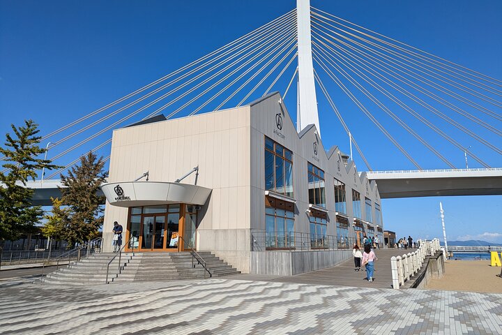 Private walking tours in Aomori