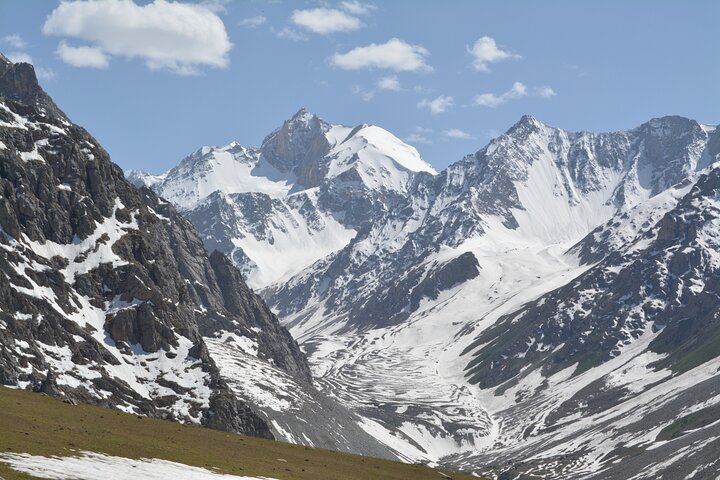 One day Trek in Osh to Sacred Sites and Panoramic Views