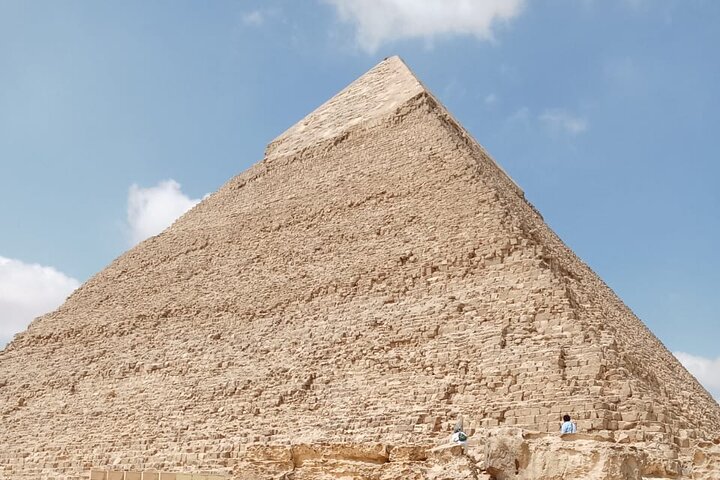 Pyramids & GEM or Ancient Museum – Cairo Excursion By Flight.