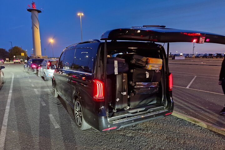 Nottinghamshire to London Heathrow Airport LHR AirportTransfers