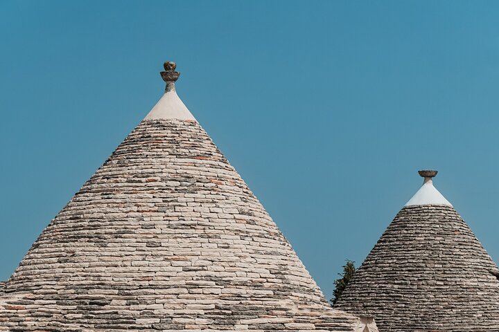 From Monopoli : Guided tour to Matera and Alberobello with transfer