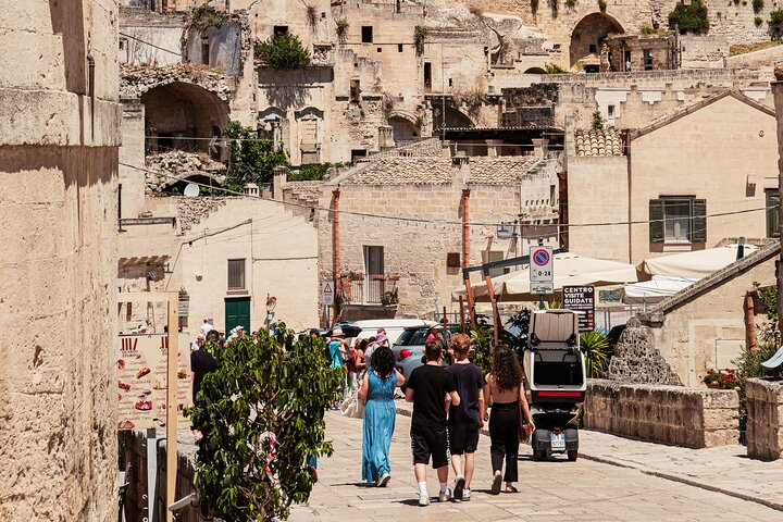 From Monopoli : Guided tour to Matera and Alberobello with transfer