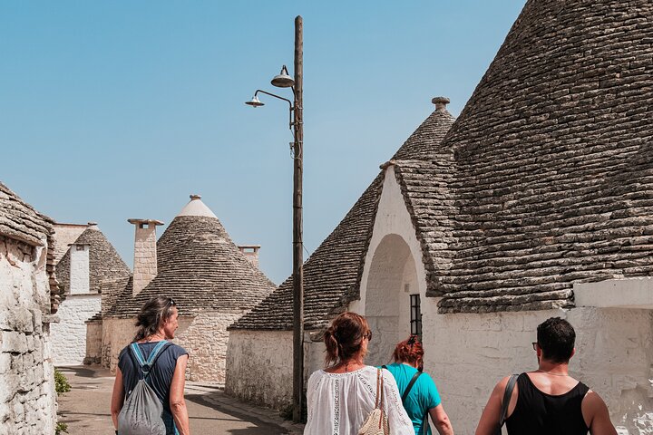 From Monopoli : Guided tour to Matera and Alberobello with transfer