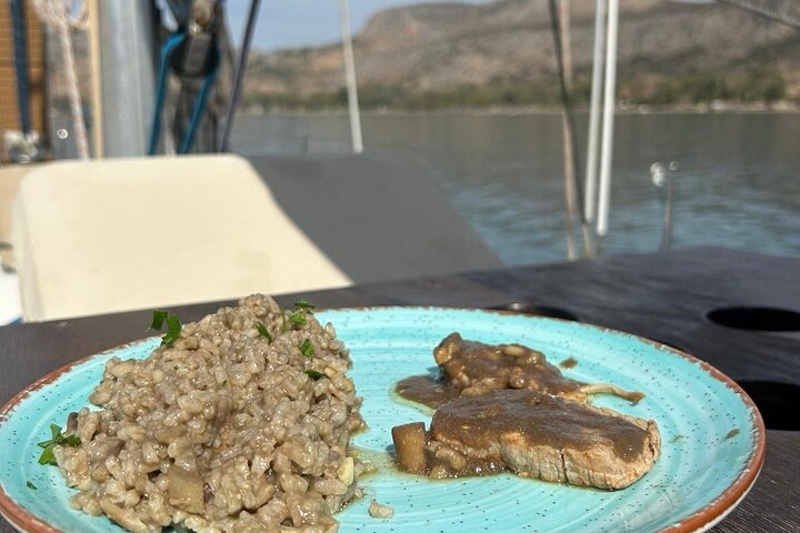 Nafplio Sun Sail Cruises | Small Group | With Full Meal