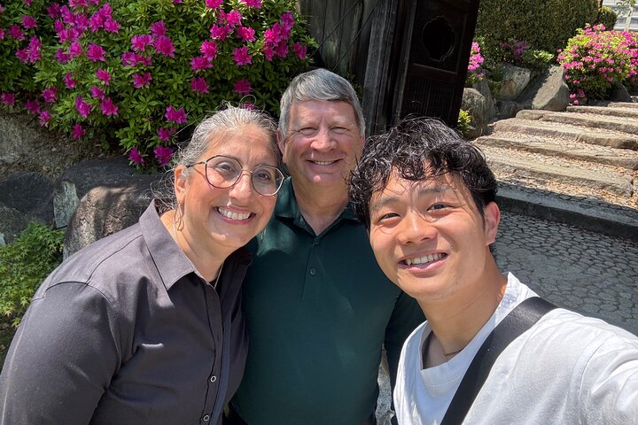 Kobe: 100% Personalized Tour with Local Student Guide