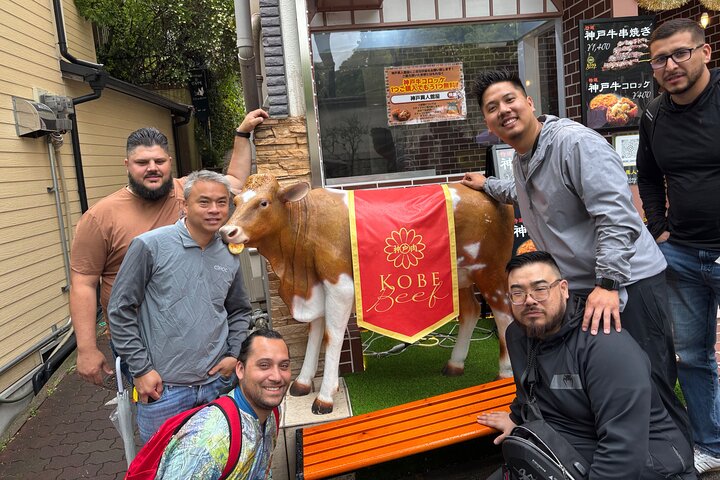 Kobe: 100% Personalized Tour with Local Student Guide