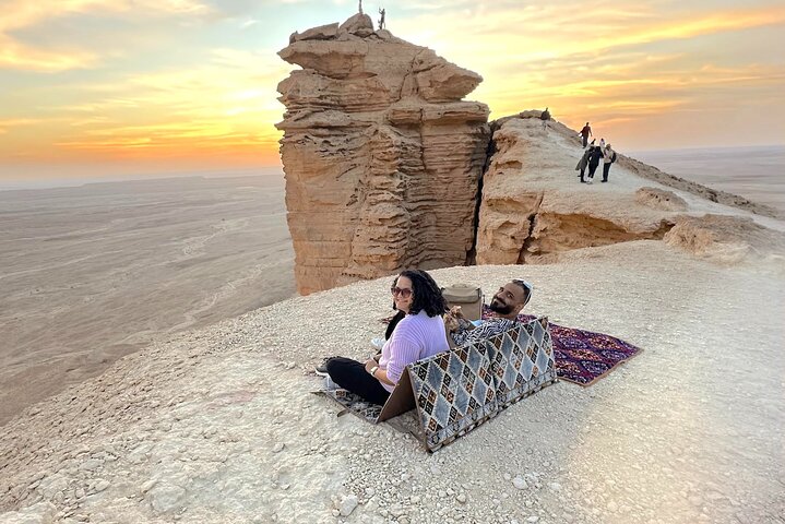 Premier Private Edge of The World Tour in Riyadh: Sunrise/Sunset