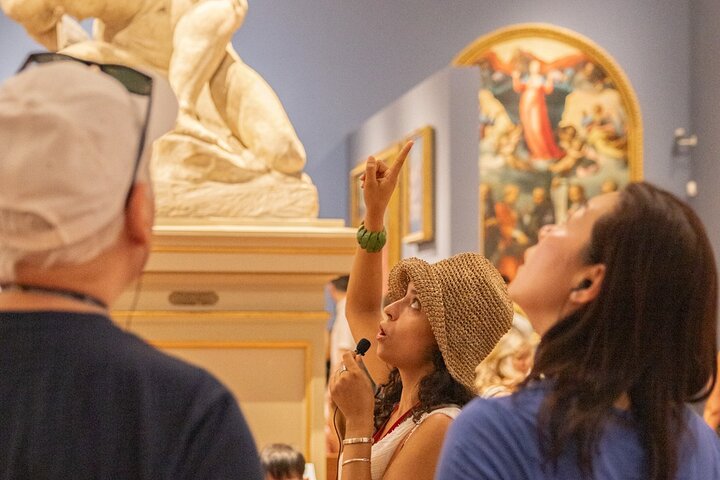 Florence Accademia Gallery Tour & Skip-the-Line Tickets Included