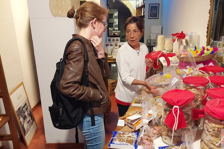 Cagliari: A Full Meal Sardinian Food Tour with Do Eat Better