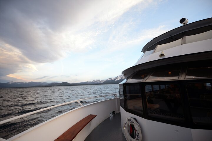 Lake Tahoe Sunset Wine Tasting Cruise