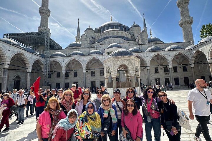 Private Tour of Istanbul with Famous Grand Bazaar