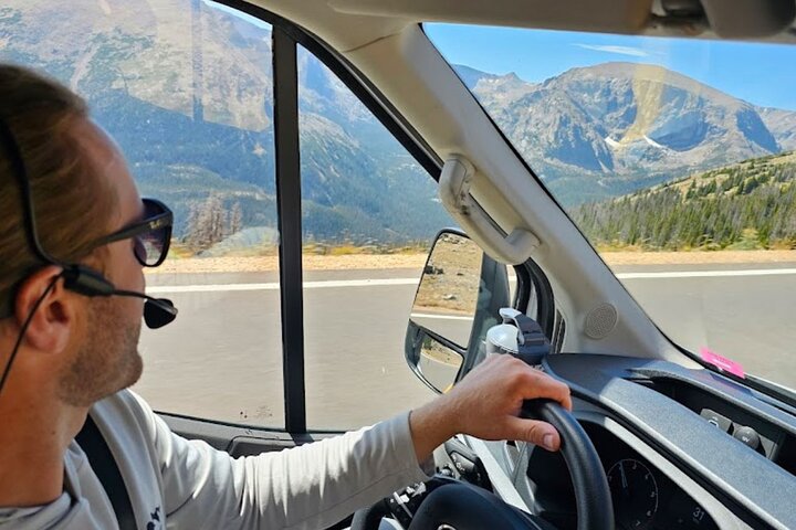 Discover Rocky Mountain National Park-Small Group Tour & Picnic