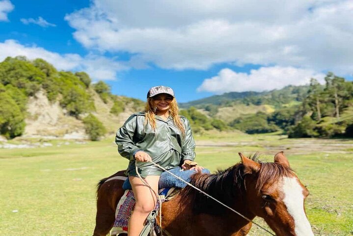 Nature Escape with Wenchi Crater Lake Day Tour