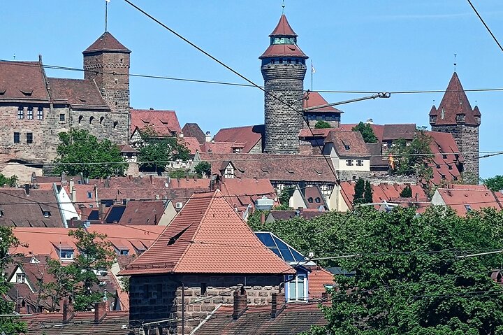 Nuremberg Castle and Old Town Tour incl. tickets and beer tasting