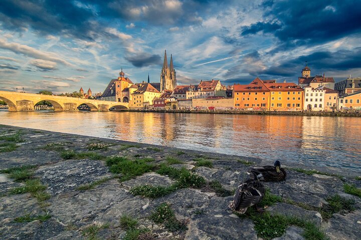 Regensburg Walking Tour in English - Stories and Hidden Corners